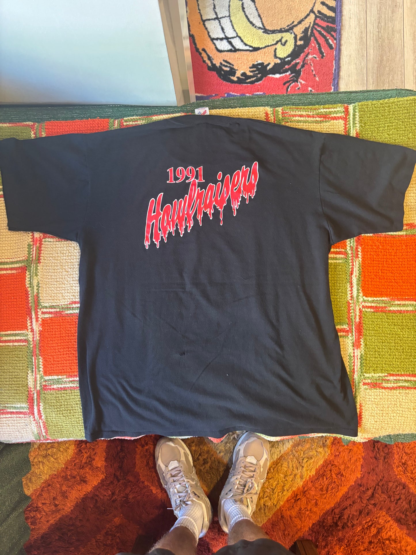 Haunted house tee