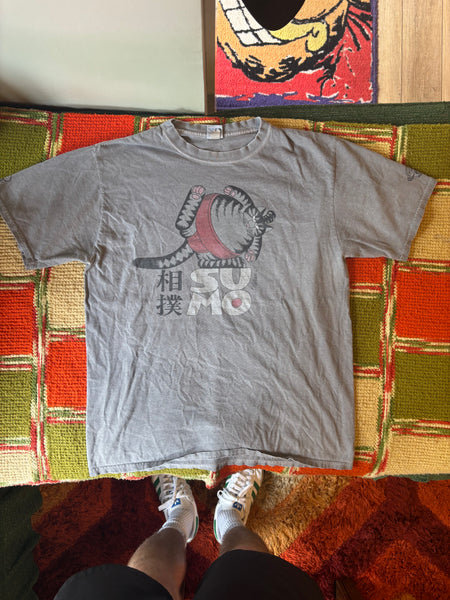 Sumo Cat tee