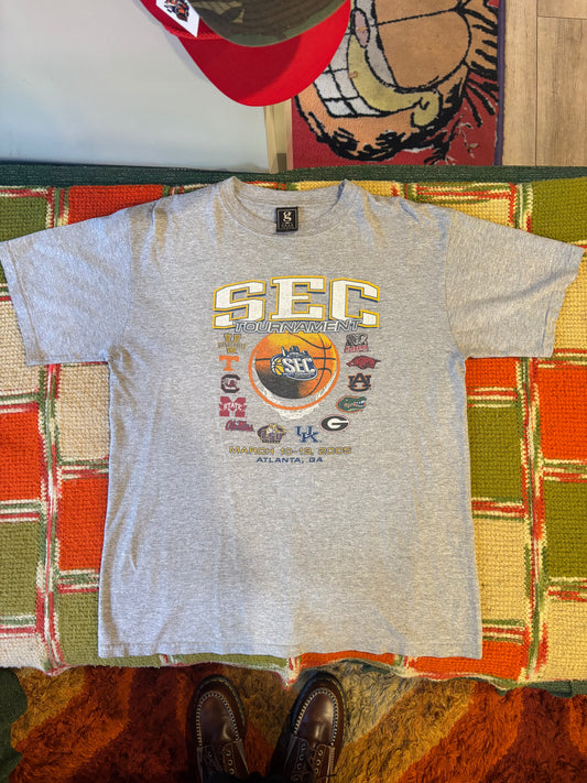 SEC basketball tee (large)
